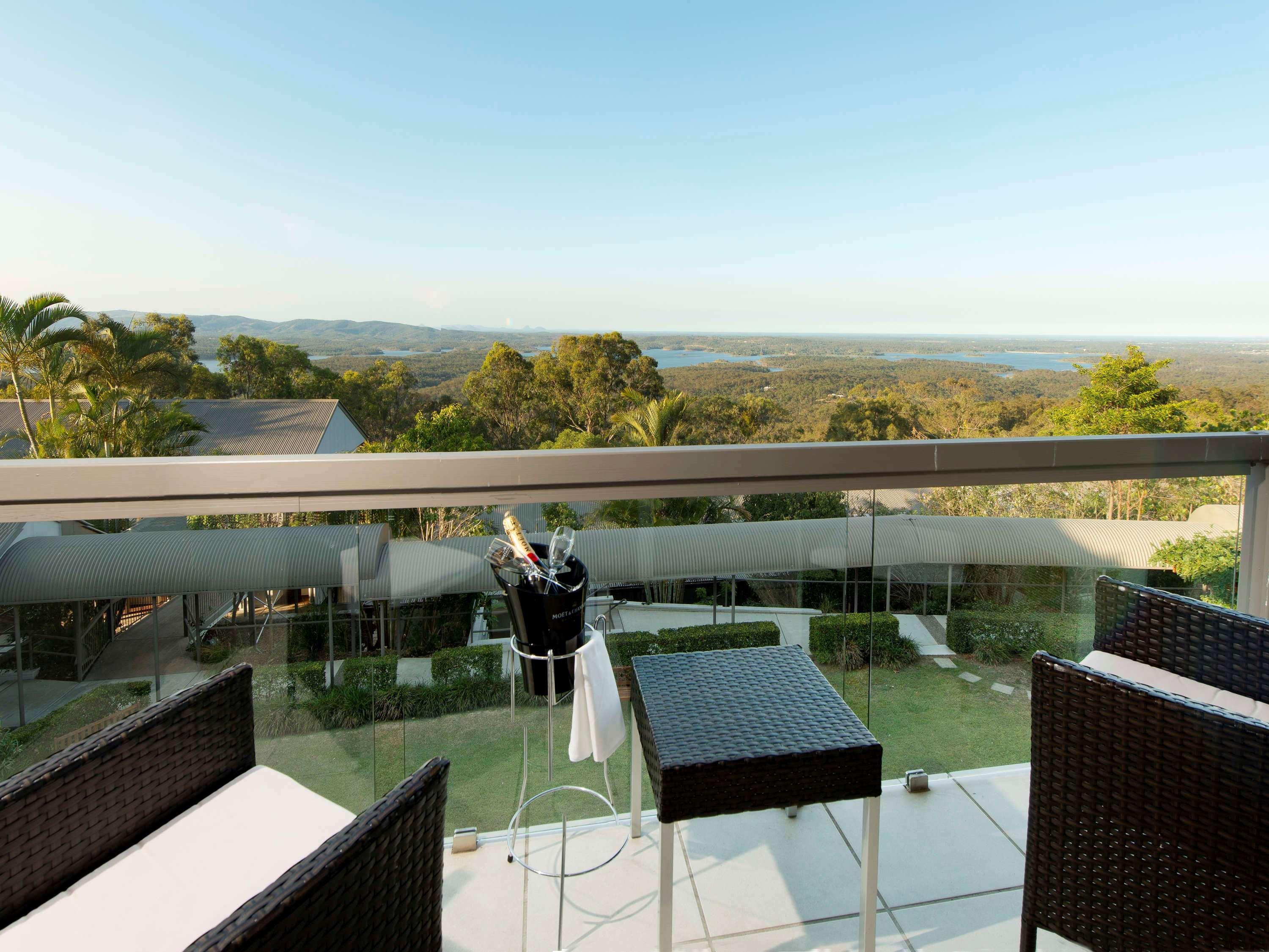 Mercure Clear Mountain Lodge Mount Samson Exterior photo