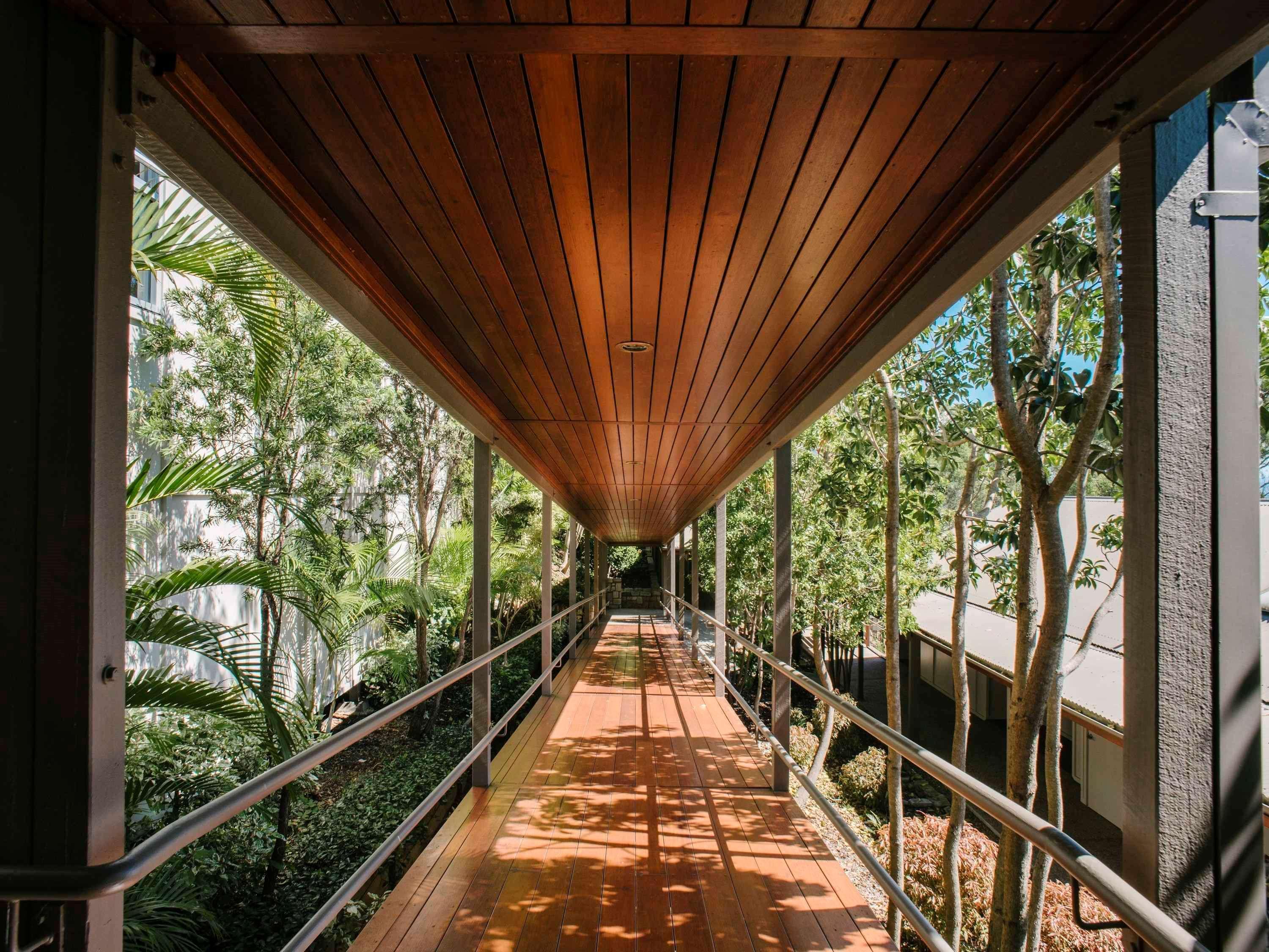 Mercure Clear Mountain Lodge Mount Samson Exterior photo